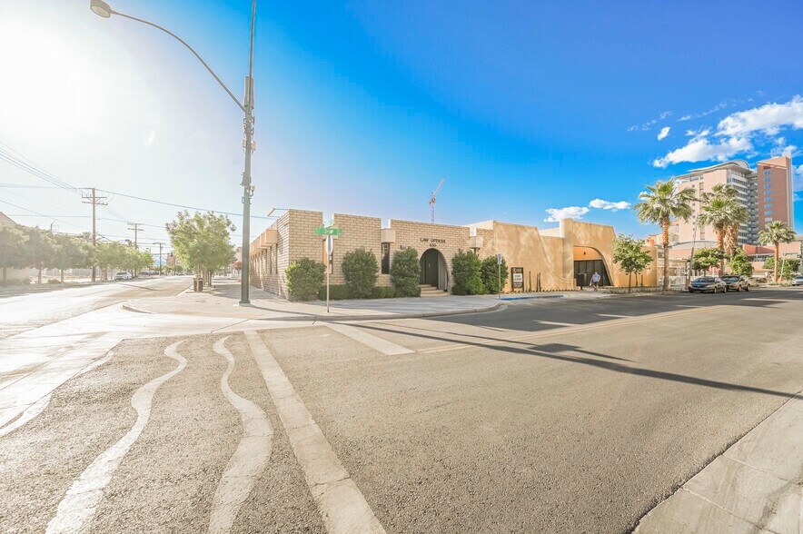 More Photos Of 630 S 3rd St, Las Vegas Office For Sale