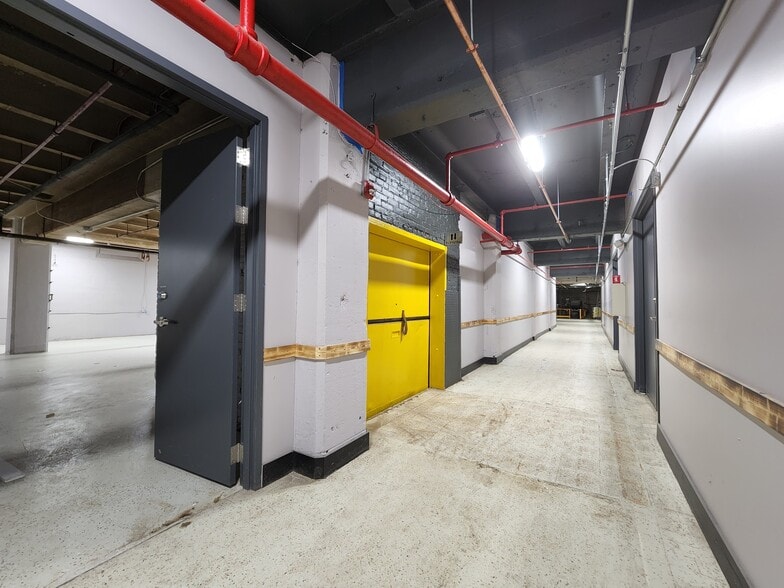 More Photos Of 845-873 S 55th St, Philadelphia Warehouse For Lease