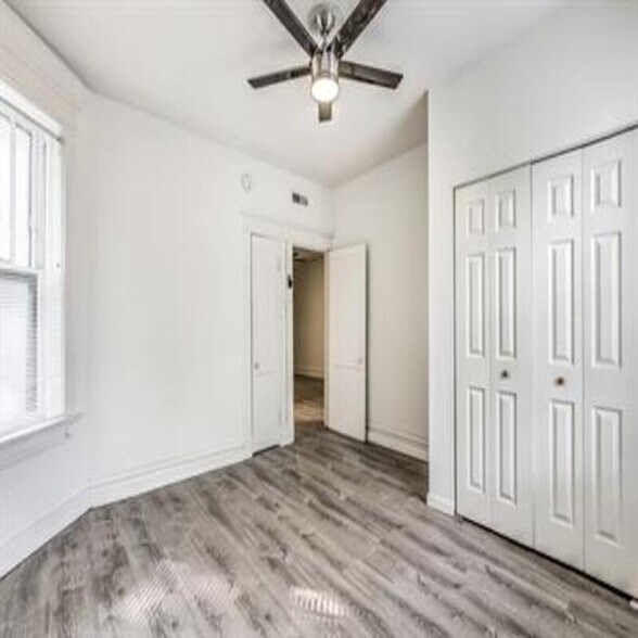 More Photos Of 1722 Waverly Pl, Saint Louis Apartments For Sale