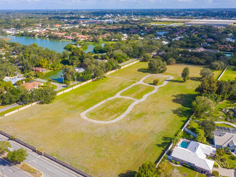 More Photos Of 3736 Meridale Rd, Sarasota Land For Sale