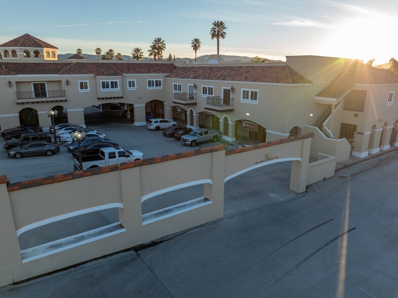 More Photos Of 101 E Redlands Blvd, Redlands Medical For Lease