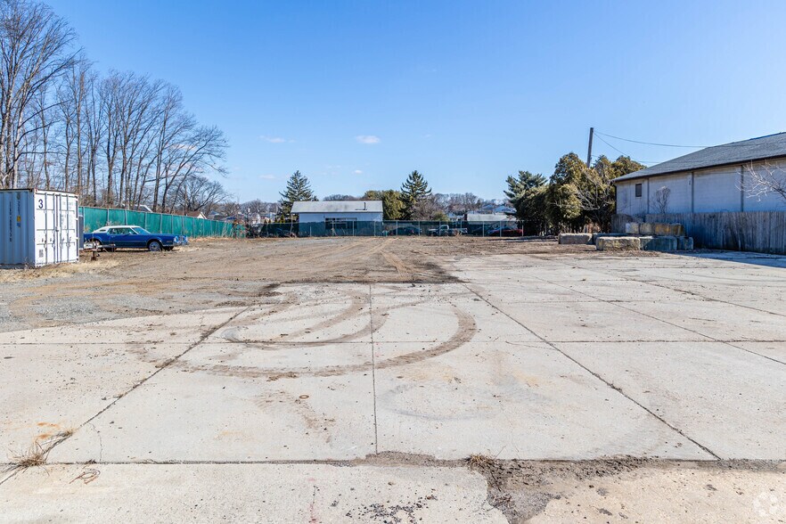 More Photos Of 2000 Route 35, South Amboy Warehouse For Lease