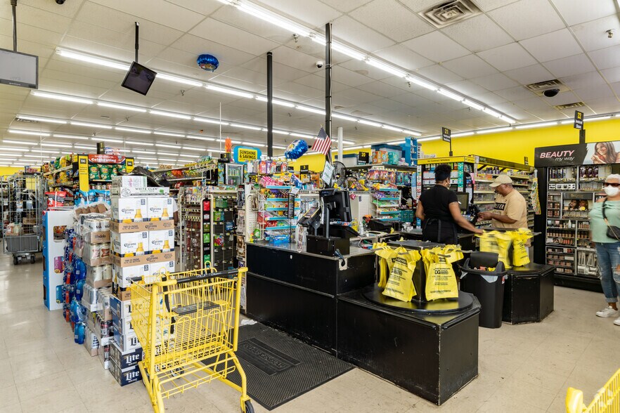 More Photos Of 4655-4741 Washtenaw Ave, Ann Arbor Freestanding For Lease