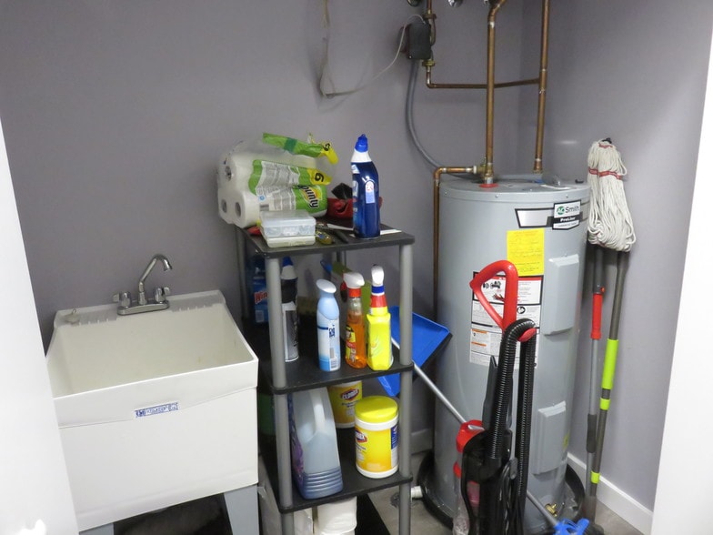 More Photos Of 3780 S Nova Rd, Port Orange General Retail For Sale