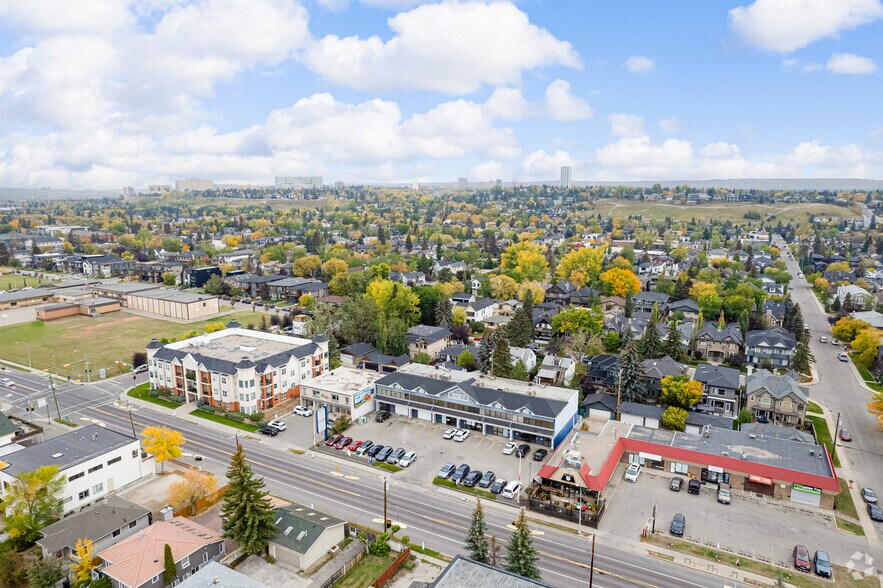 More Photos Of 2120 Kensington Rd NW, Calgary Storefront Retail Office For Lease