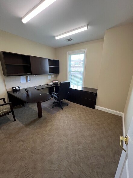 More Photos Of 547 N Mt Juliet Rd, Mount Juliet Office For Lease