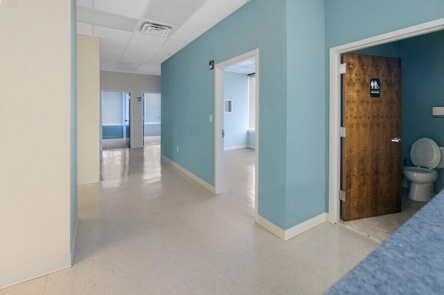 More Photos Of 271 Route 25A, Wading River Medical For Lease