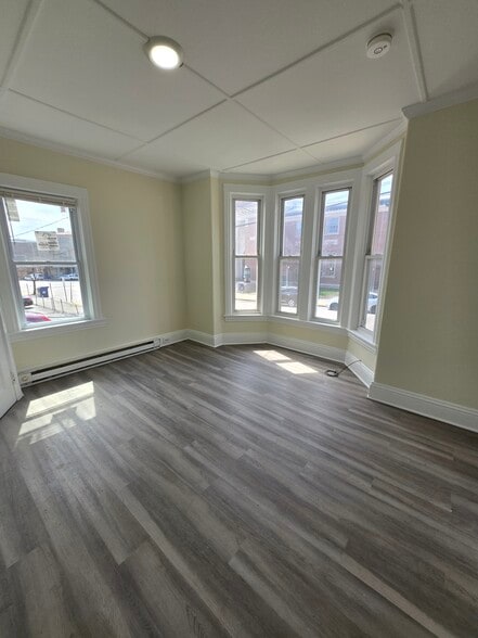 More Photos Of 47 Montgomery St, Pawtucket Apartments For Sale