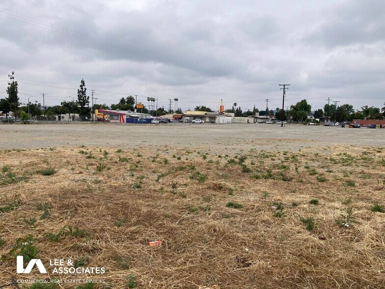 More Photos Of 353 La Mesa St, Pomona Land For Sale