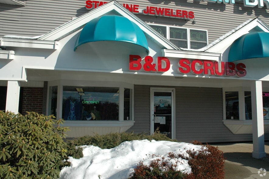 More Photos Of 341-351 S Broadway, Salem Unknown For Lease