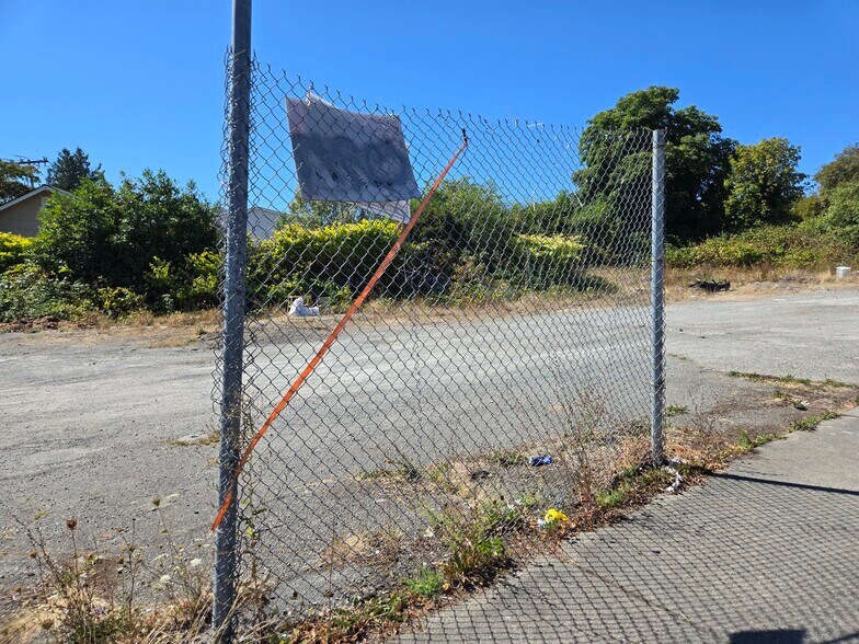 More Photos Of 6211 Rainier Ave S, Seattle Land For Sale