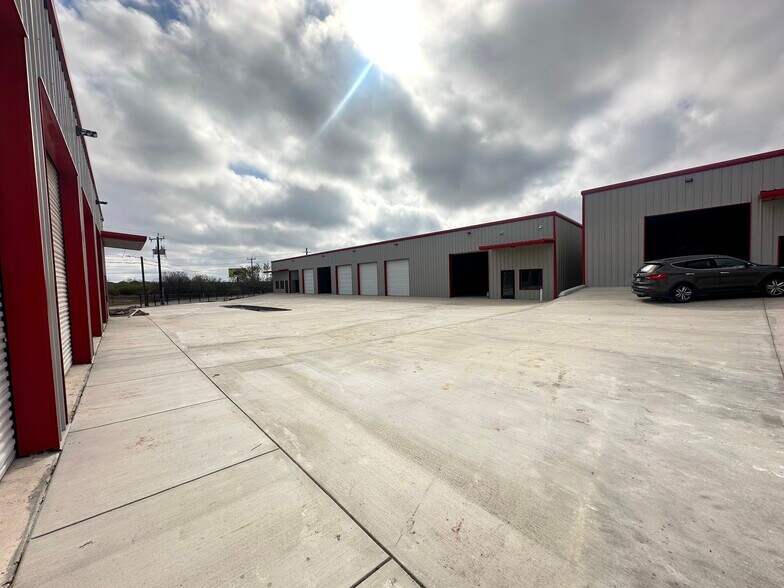 More Photos Of , San Antonio Flex For Sale