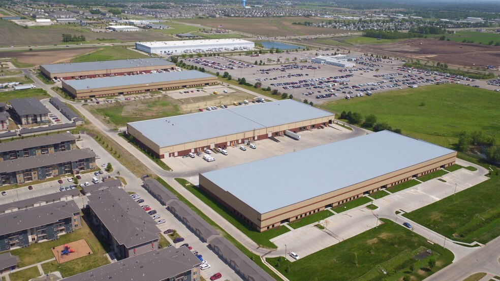 More Photos Of 1300 SE Little Beaver Dr, Grimes Warehouse For Lease