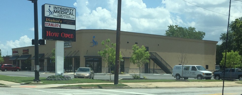 More Photos Of 1022 Walton Way, Augusta General Retail For Lease