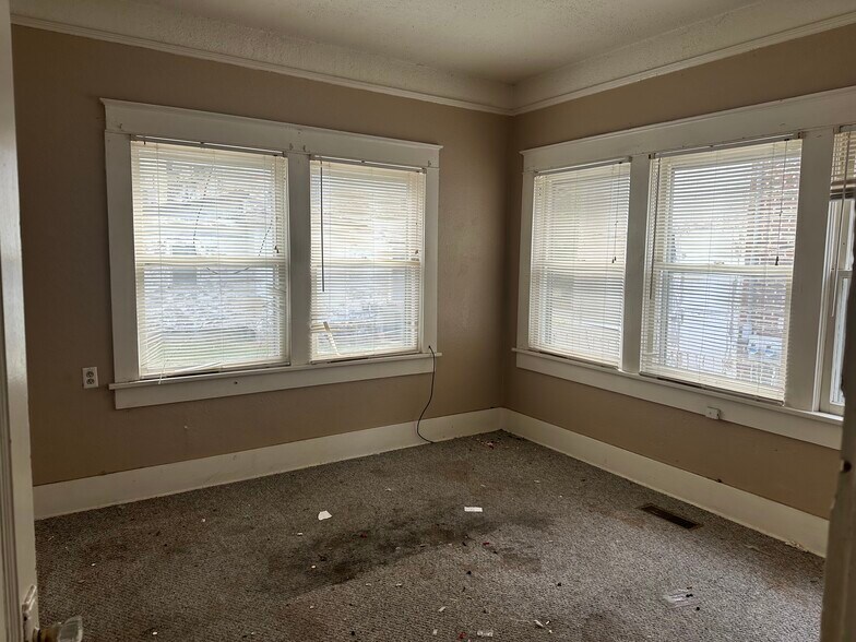 More Photos Of 320 S Morton Ave, Okmulgee Apartments For Sale