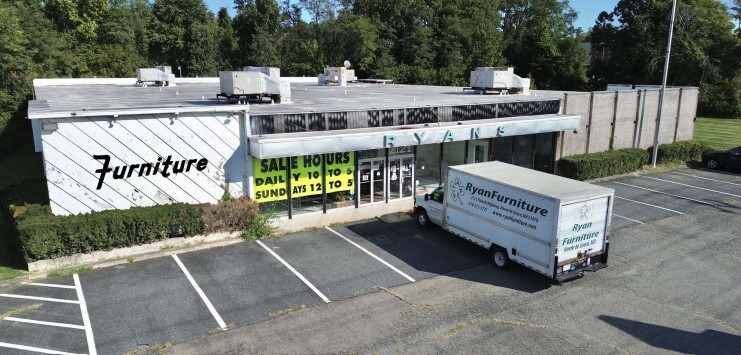 Primary Photo Of 2121 Pulaski Hwy, Havre De Grace Department Store For Sale