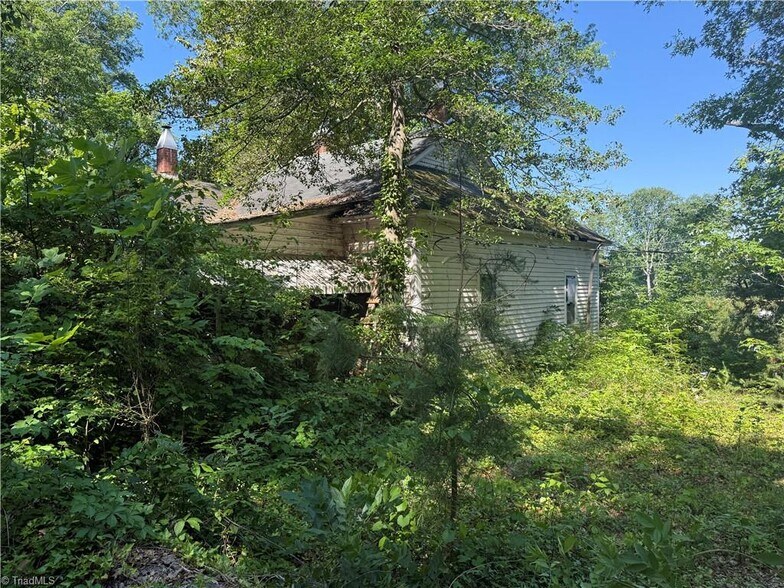 More Photos Of 607 Kirby Rd, King Land For Sale