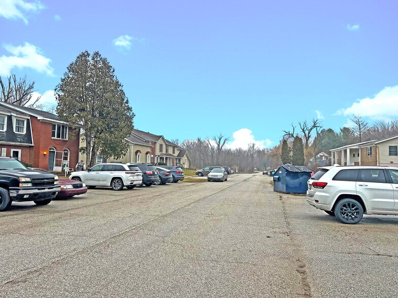 More Photos Of 5056 N Pawnee Trl, La Porte Apartments For Sale