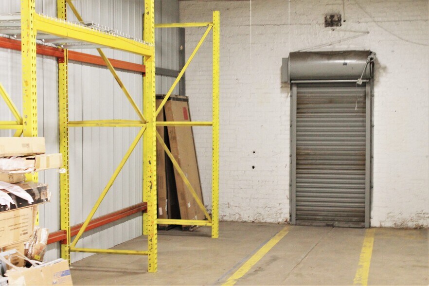 More Photos Of 5610 W Bloomingdale Ave, Chicago Industrial For Sale