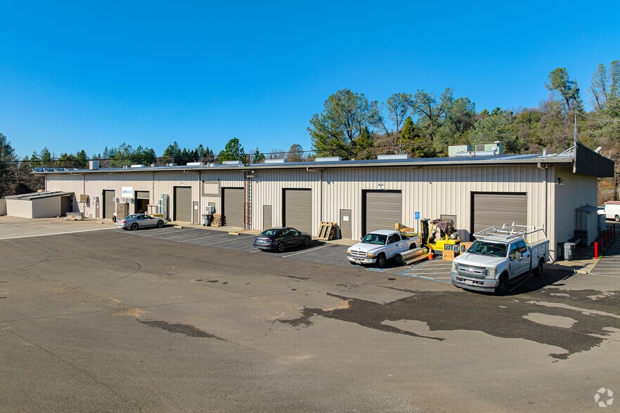 More Photos Of 1660-1676 Auburn Ravine Rd, Auburn Warehouse For Lease
