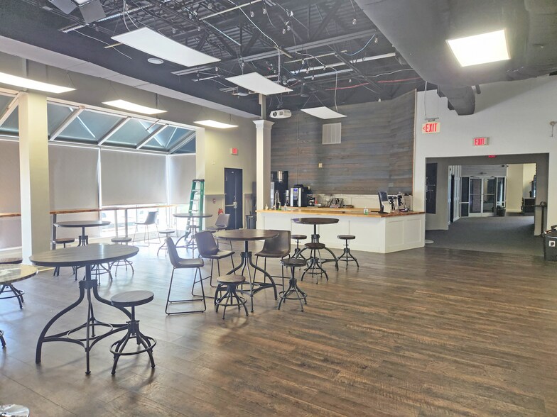 More Photos Of 1540 Mechanical Blvd, Garner Showroom For Sale