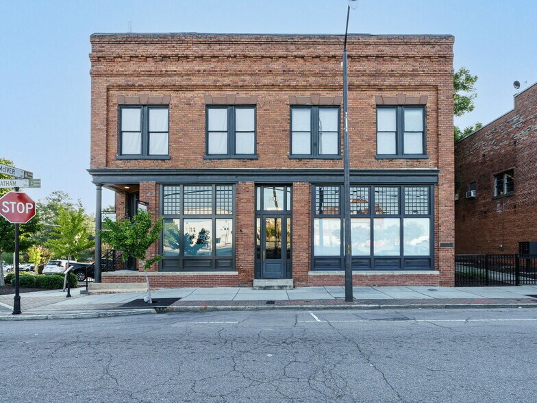 More Photos Of 201 Chatham St, Sanford Office Residential For Sale
