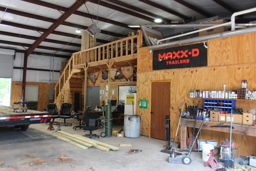 More Photos Of 7674 Hwy 25, Brandon Warehouse For Sale