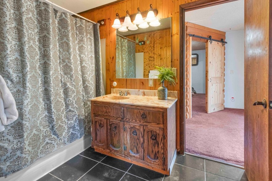 More Photos Of 39372 Big Bear Blvd, Big Bear Lake Hotel For Sale