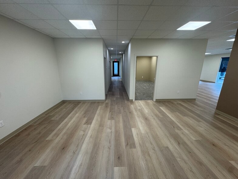 More Photos Of 12801 Anderson Mill Rd, Austin Medical For Sale