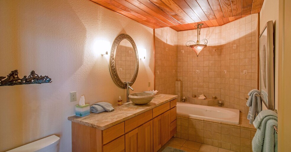 More Photos Of 205 Wave Dr, Shelter Cove Hotel For Sale