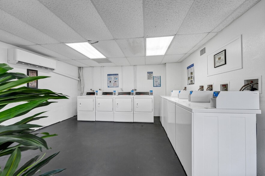 More Photos Of 1525 S Fiske Blvd, Rockledge Apartments For Sale