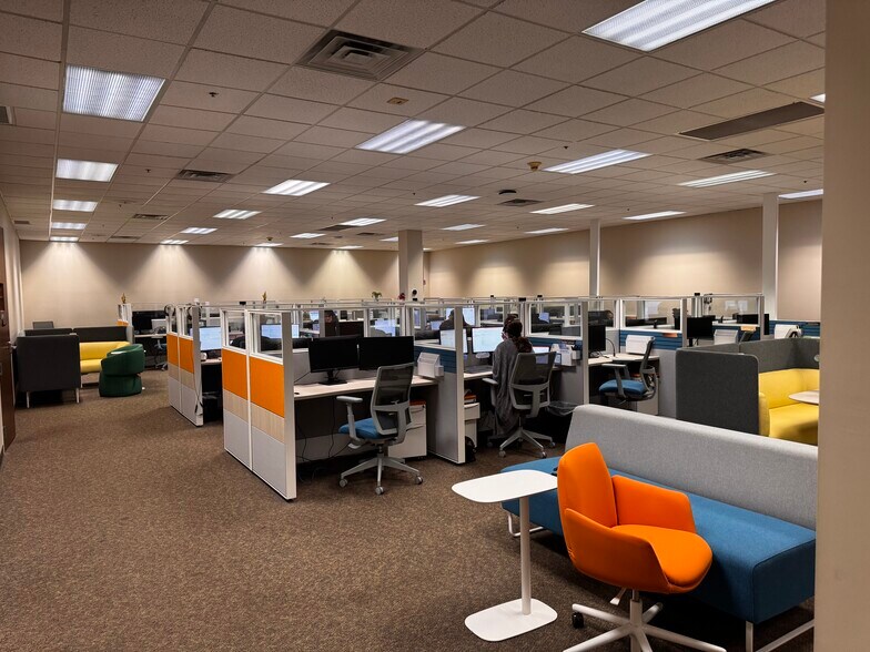 More Photos Of 2100 Covington Ctr, Covington Office For Lease