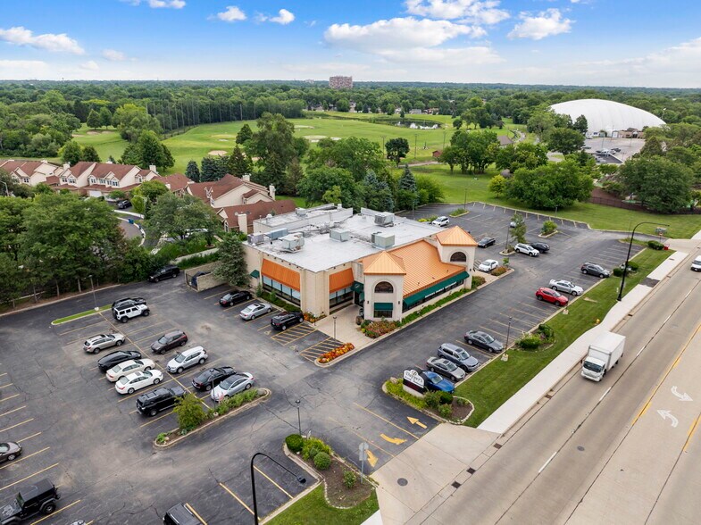 More Photos Of 980 W Lake St, Addison Restaurant For Sale