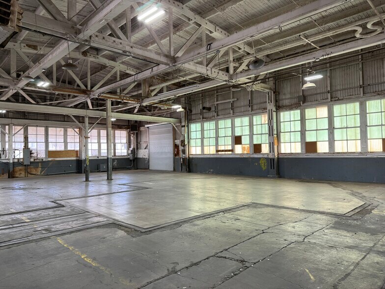 More Photos Of 1300 S Litchfield Rd, Goodyear Unknown For Lease