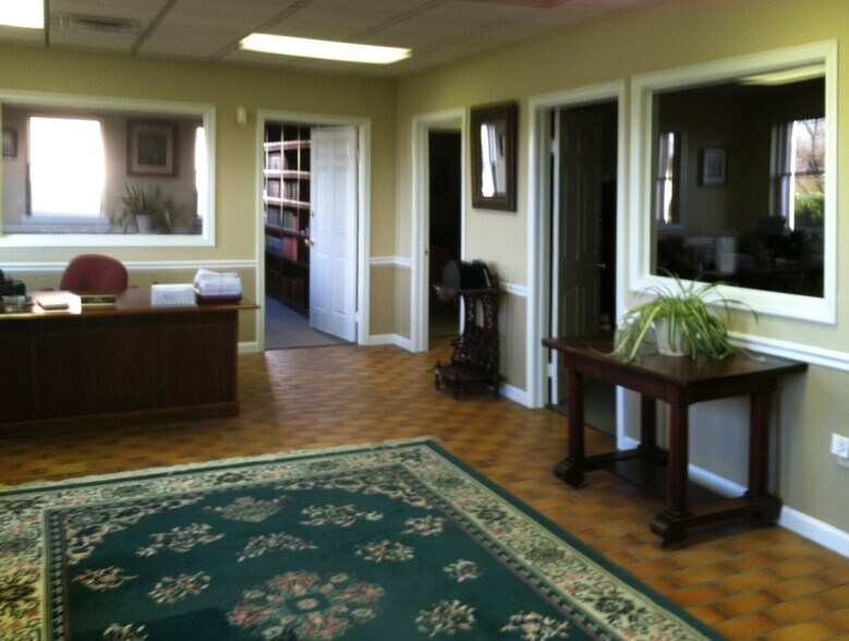 More Photos Of 30 Bridge Rd, Rouses Point Distribution For Lease