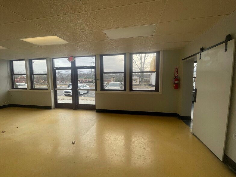 More Photos Of 740 Colonel Ledyard Hwy, Ledyard Storefront For Lease