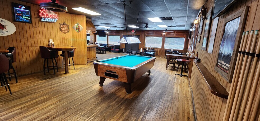 More Photos Of 701 N Martin Luther King Jr Hwy, Mexia Restaurant For Sale