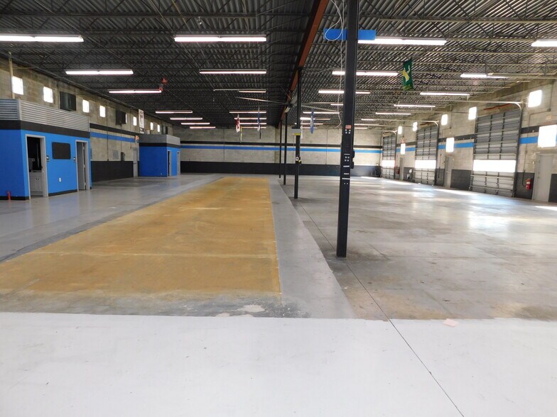 More Photos Of 5145 Commercial Dr, Melbourne Warehouse For Lease