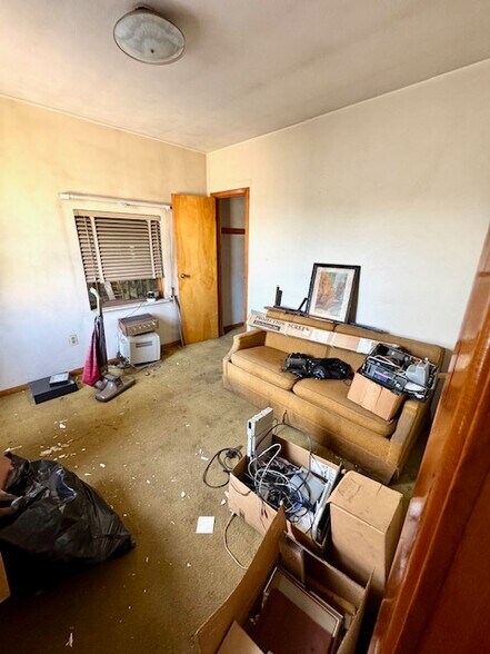 More Photos Of 295 Meadow Ave, Washington Warehouse For Sale