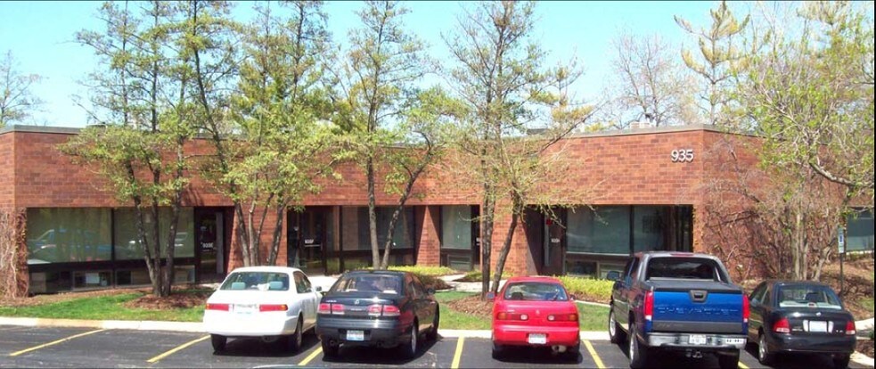 More Photos Of 935 N Plum Grove Rd, Schaumburg Office For Lease