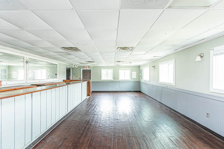 More Photos Of 19379 Beaver Dam Rd, Beaverdam Restaurant For Sale