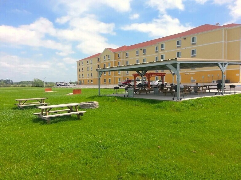 More Photos Of 111 Cajun Way, Amelia Hospitality For Sale