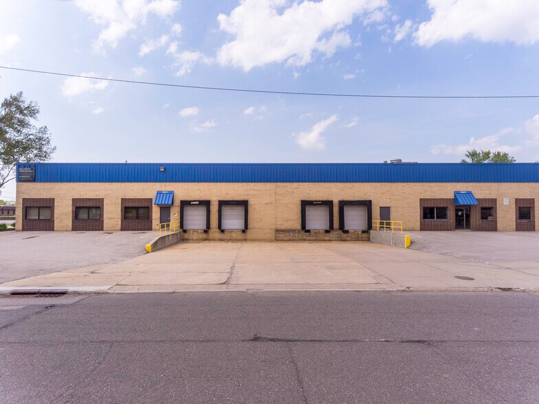 More Photos Of 211 Hayes Dr, Brooklyn Heights Warehouse For Lease