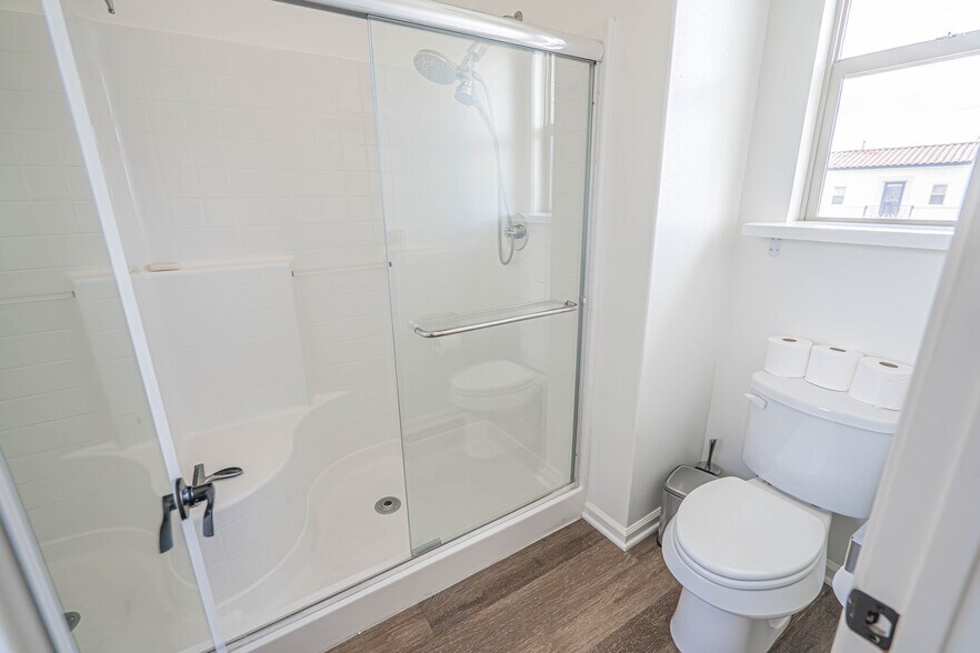 More Photos Of 26266 Prima Way, Santa Clarita Specialty For Lease