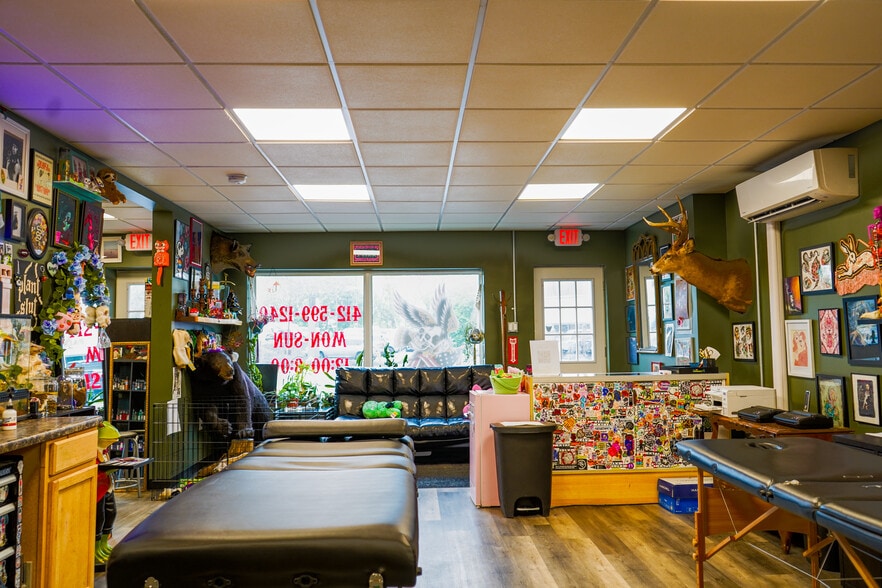 More Photos Of 1809 Pine Hollow Rd, McKees Rocks Storefront Retail Residential For Sale