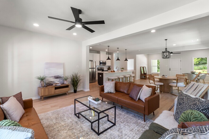 More Photos Of 1104 Berkeley St, College Station Land For Sale