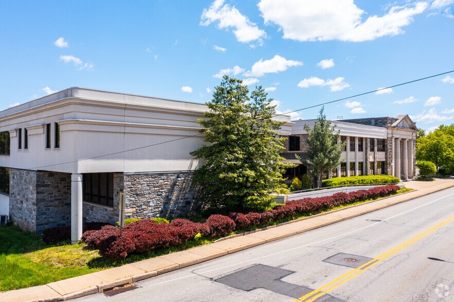 More Photos Of 483 Main St, Harleysville Storefront Retail Office For Lease