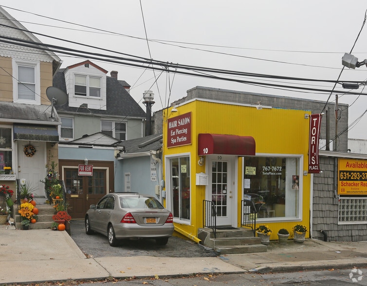 Primary Photo Of 10 Willowdale Ave, Port Washington Storefront Retail Office For Lease