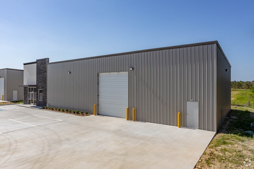 More Photos Of 19956 Franz Rd, Katy Warehouse For Lease