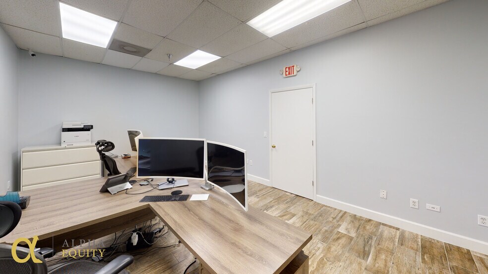 More Photos Of 109-115 Commerce St, Lake Mary Unknown For Lease